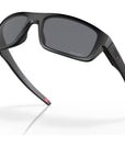 0OO9367-0160 Oakley Drop Point Sunglasses Matte Black Frame with PRIZM Grey Lens
