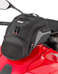 EASY05_tanklock-tank-bag_mounted-on_givi_honda-cb1