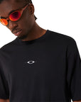 OAKLEY Stacked Metal Tee - Blackout