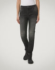 SKINNY-BLACK-01