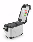 T526_inner-bag_mounted-on_givi_OBKEVS40AR_lr