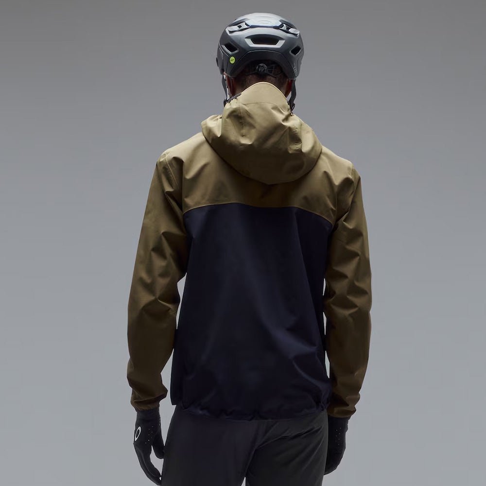 Oakley Elements Shell Jacket 2 in Army Green