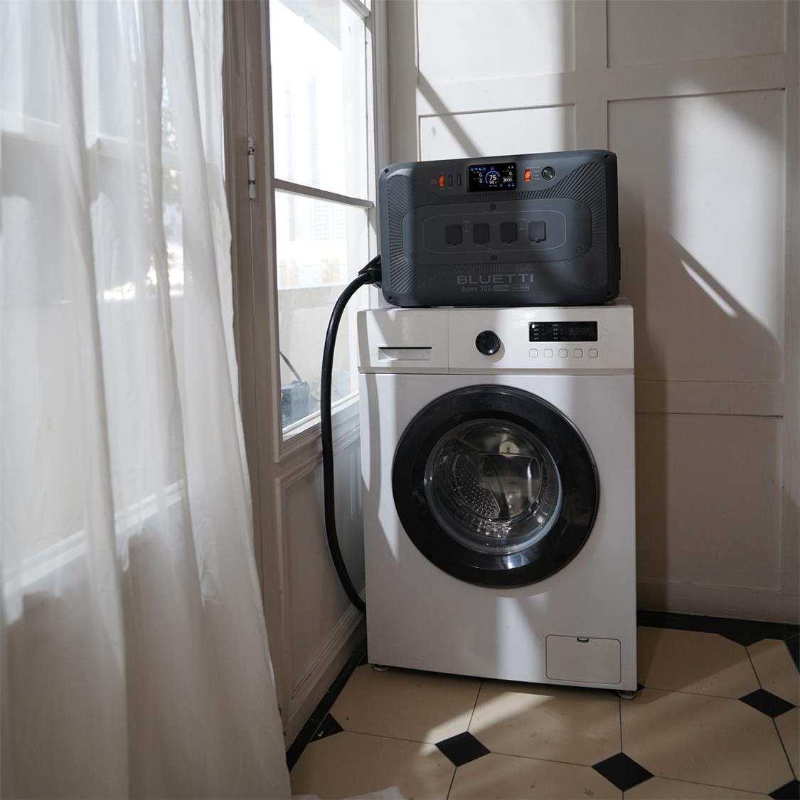 BLUETTI APEX300 EXPANDABLE HOME &amp; PORTABLE POWER STATION | 3800W 2700WH