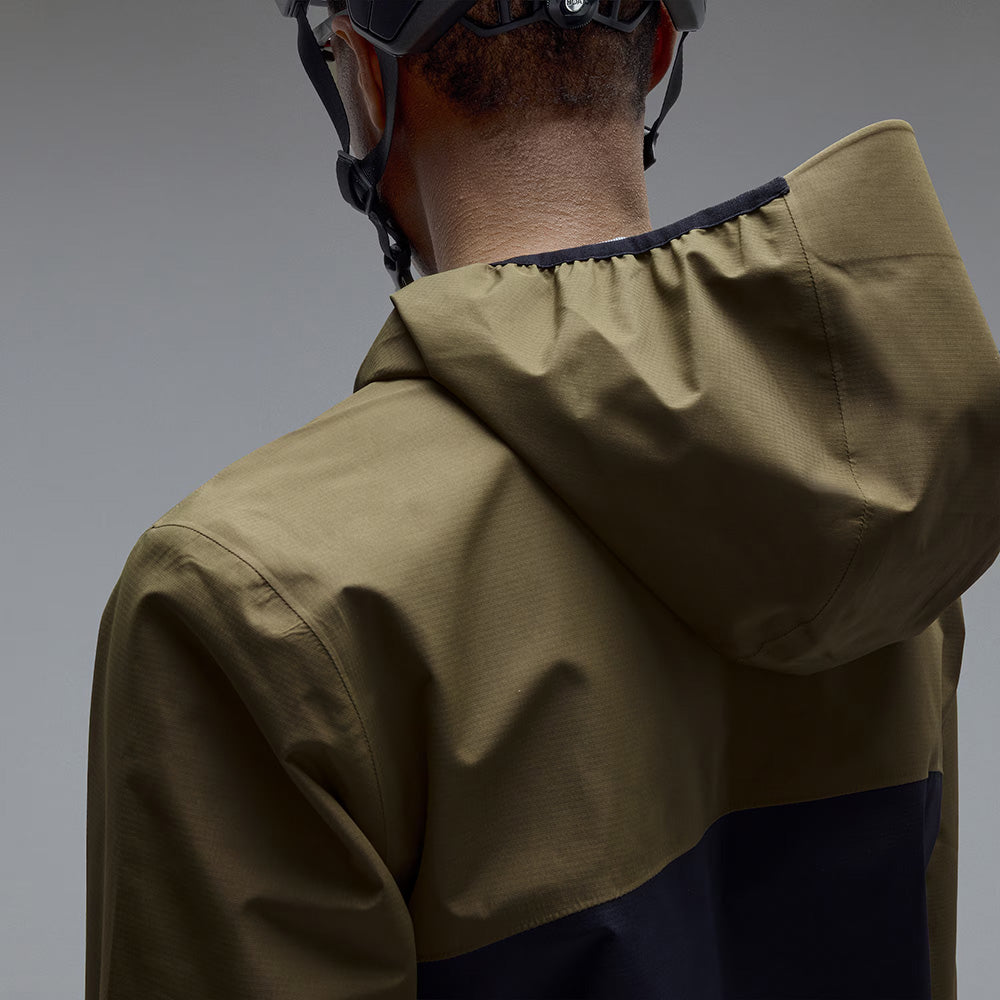 Oakley Elements Shell Jacket 2 in Army Green