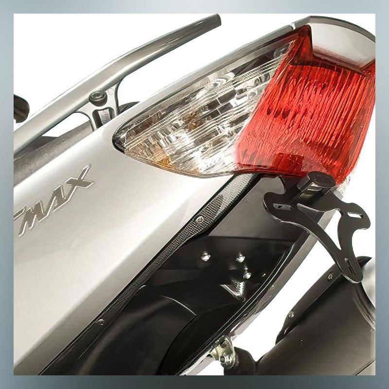 R&amp;G Tail Tidy With Carbon Fibre Effect Undertray